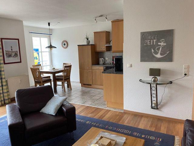 Haus-Olymp-Apartement-01-Kuehlungsborn-Nur-50-M-Bis-Zum-Strand-Ca-50-M2-2-Raeume-Sehr-Gepflegt Dış mekan fotoğraf